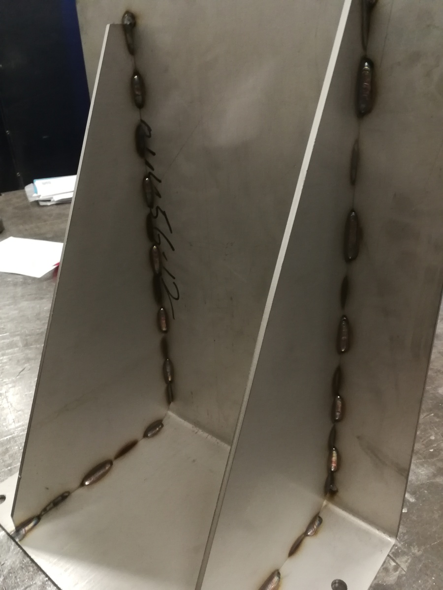 Belvedere Welding Gallery Photos - gallery-images/vMount plate.jpg